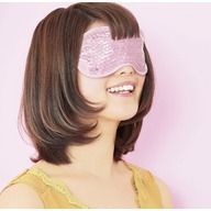 疲れた目をいやす「アイピロー」